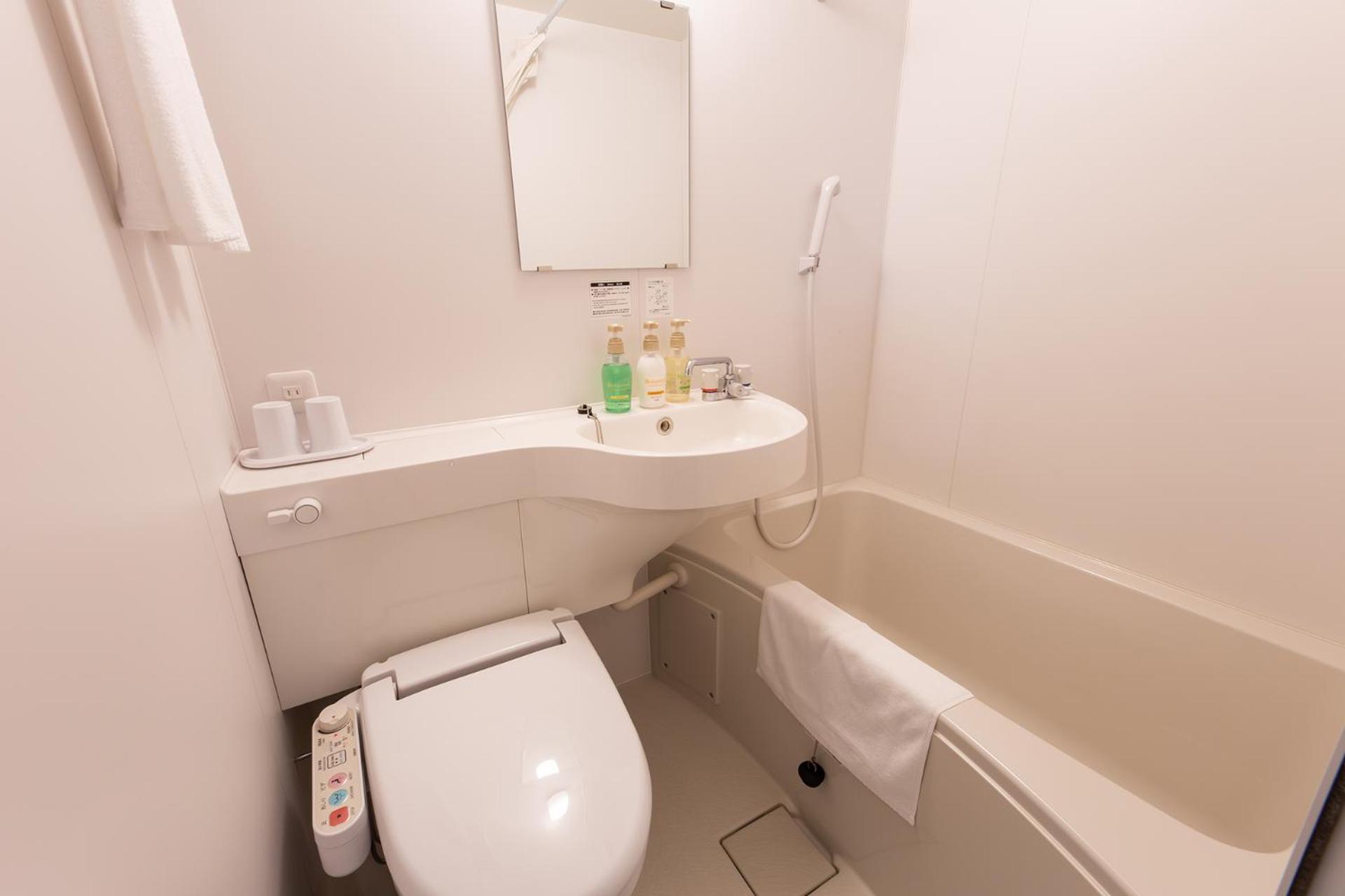 Double Room with Small Double Bed - Non-Smoking