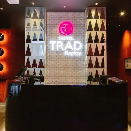 Hotel Trad Replay-2